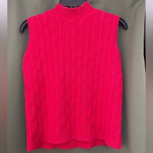 Women's Vintage Sleeveless Cable Knit Sweater